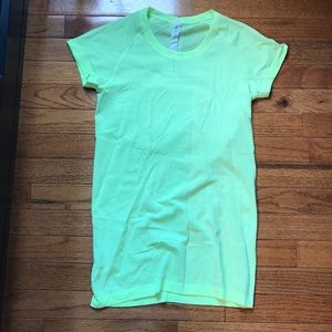 Lululemon EUC Swiftly Tech Neon Yellow T-Shirt